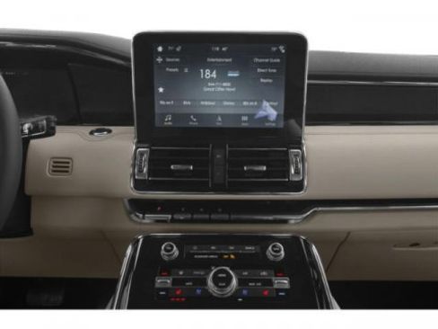 Used 2019 Lincoln Navigator Reserve image 10