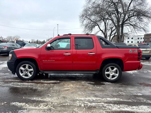 Used 2012 Chevrolet Avalanche LS w/ All-Star Edition image 8
