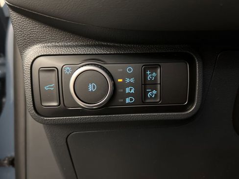 New 2026 Ford Explorer Active w/ Active Comfort Package AWD/4WD image 24