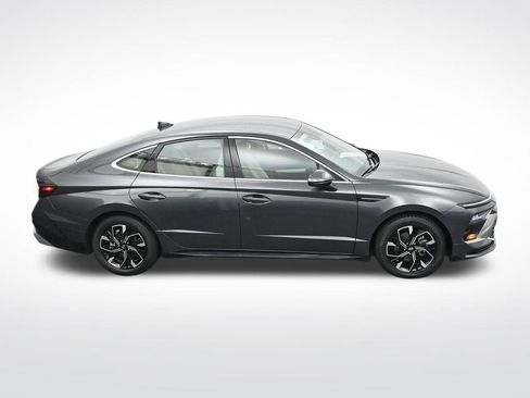 Used 2025 Hyundai Sonata SEL FWD image 23