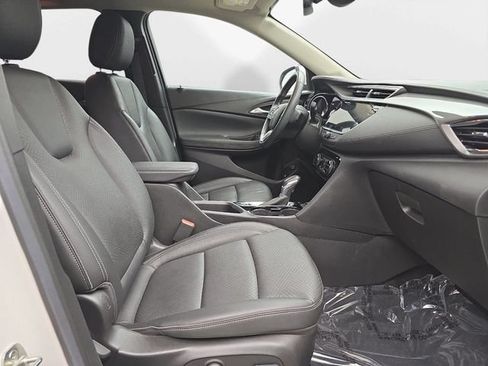 Used 2023 Buick Encore GX Essence w/ Experience Buick Package FWD image 37
