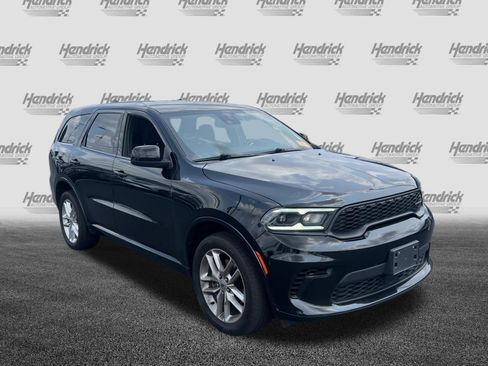 Used 2023 Dodge Durango GT AWD/4WD image 2