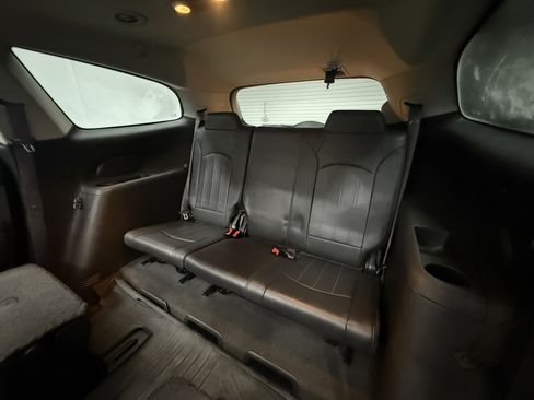 Used 2015 Buick Enclave Leather w/ Trailering Package image 28