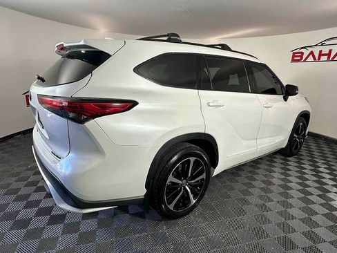 Used 2022 Toyota Highlander XSE image 5
