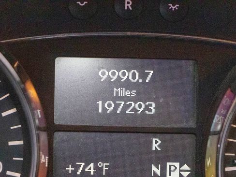 Used 2008 Mercedes-Benz R 350 4MATIC image 12