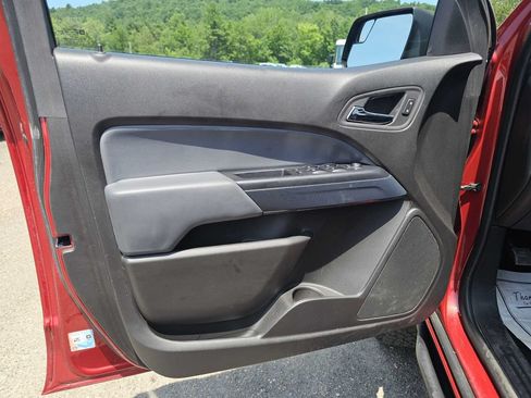 Used 2015 Chevrolet Colorado Z71 AWD/4WD image 20