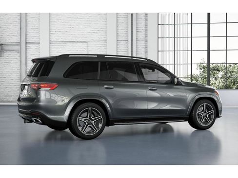 New 2026 Mercedes-Benz GLS 450 4MATIC image 2