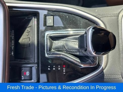 Used 2024 Subaru Outback Touring w/ Popular Package #2 AWD/4WD image 14
