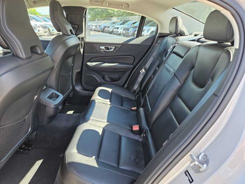 Used 2024 Volvo S60 B5 Core FWD image 19
