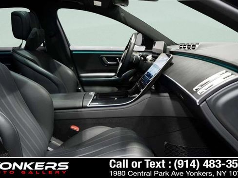 Used 2023 Mercedes-Benz S 500 4MATIC w/ AMG Line image 39