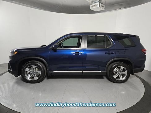 Certified 2024 Honda Pilot EX-L image 3