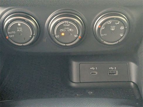 Used 2024 Nissan Z Sport w/ Floor Mat Package image 19