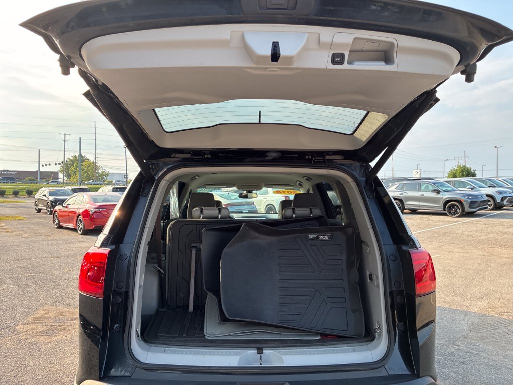 Used 2018 GMC Acadia SLT FWD image 22