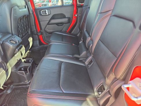 Used 2020 Jeep Gladiator Rubicon image 17