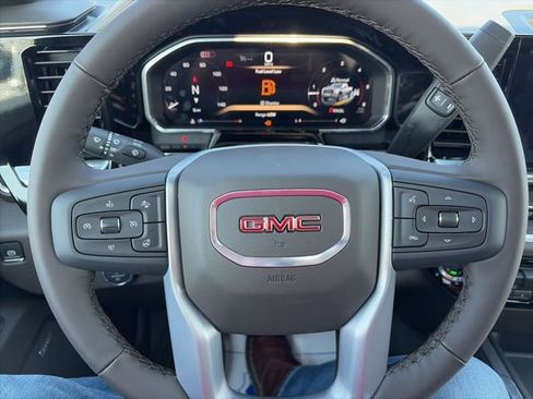 New 2026 GMC Sierra 2500 SLT w/ SLT Premium Package image 21