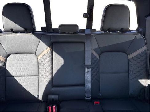 New 2026 GMC Canyon Denali image 22