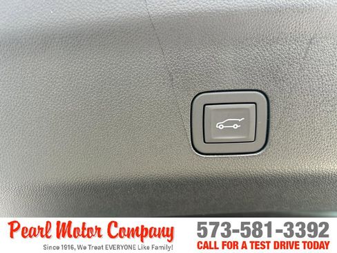 New 2026 GMC Yukon XL Denali Ultimate image 28