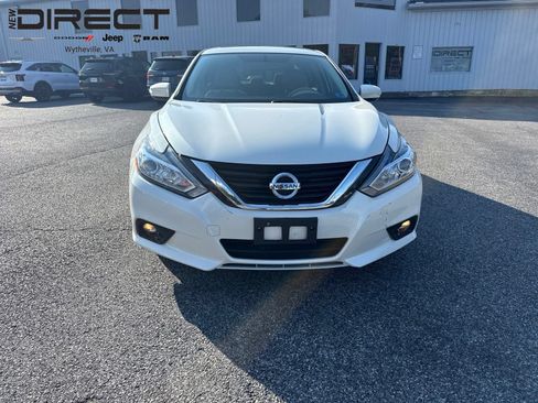 Used 2016 Nissan Altima 2.5 SL w/ Moonroof Package FWD image 10