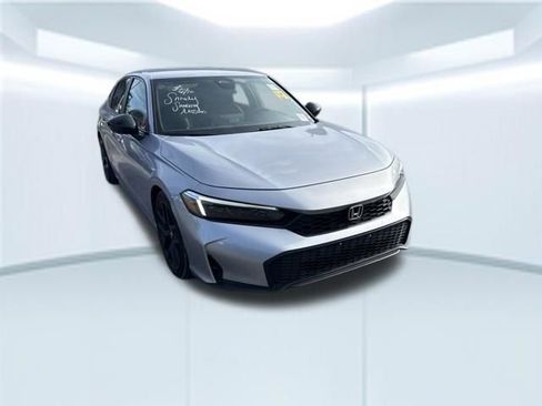 Used 2025 Honda Civic Sport image 4
