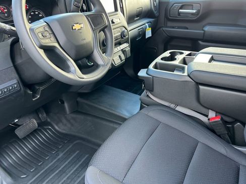 Used 2024 Chevrolet Silverado 2500 W/T w/ WT Convenience Package AWD/4WD image 6