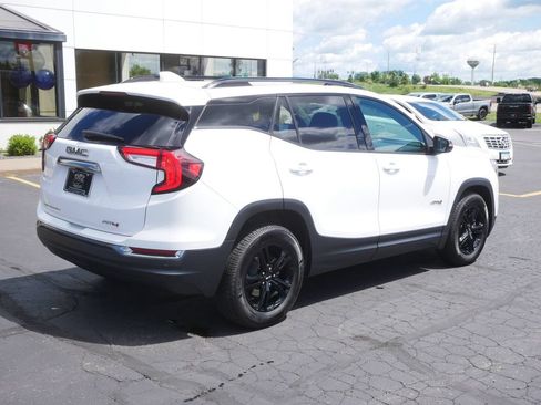 Used 2022 GMC Terrain AT4 AWD/4WD image 10