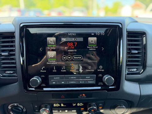 Used 2022 Nissan Frontier PRO-4X w/ Pro-4X Premium Package AWD/4WD image 16