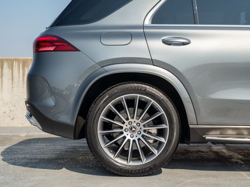 Used 2024 Mercedes-Benz GLE 350 4MATIC image 14