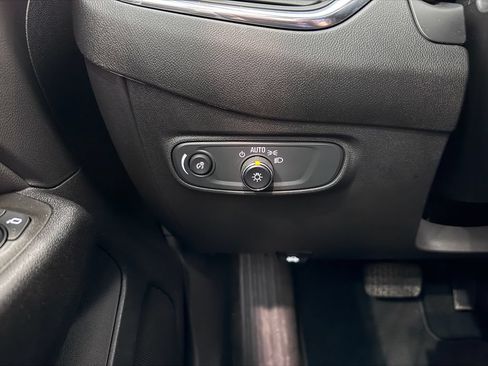 Certified 2023 Chevrolet Equinox LT AWD/4WD image 24
