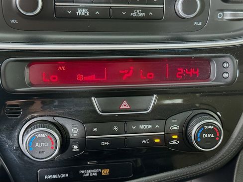 Used 2015 Kia Optima EX image 21