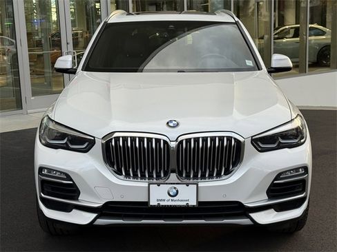 Used 2021 BMW X5 xDrive40i w/ Premium Package 2 image 2