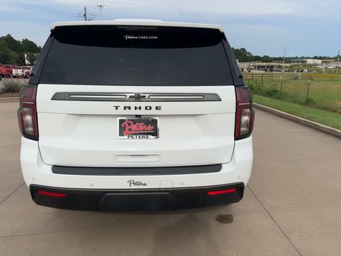 Used 2021 Chevrolet Tahoe Z71 w/ Z71 Signature Package AWD/4WD image 8