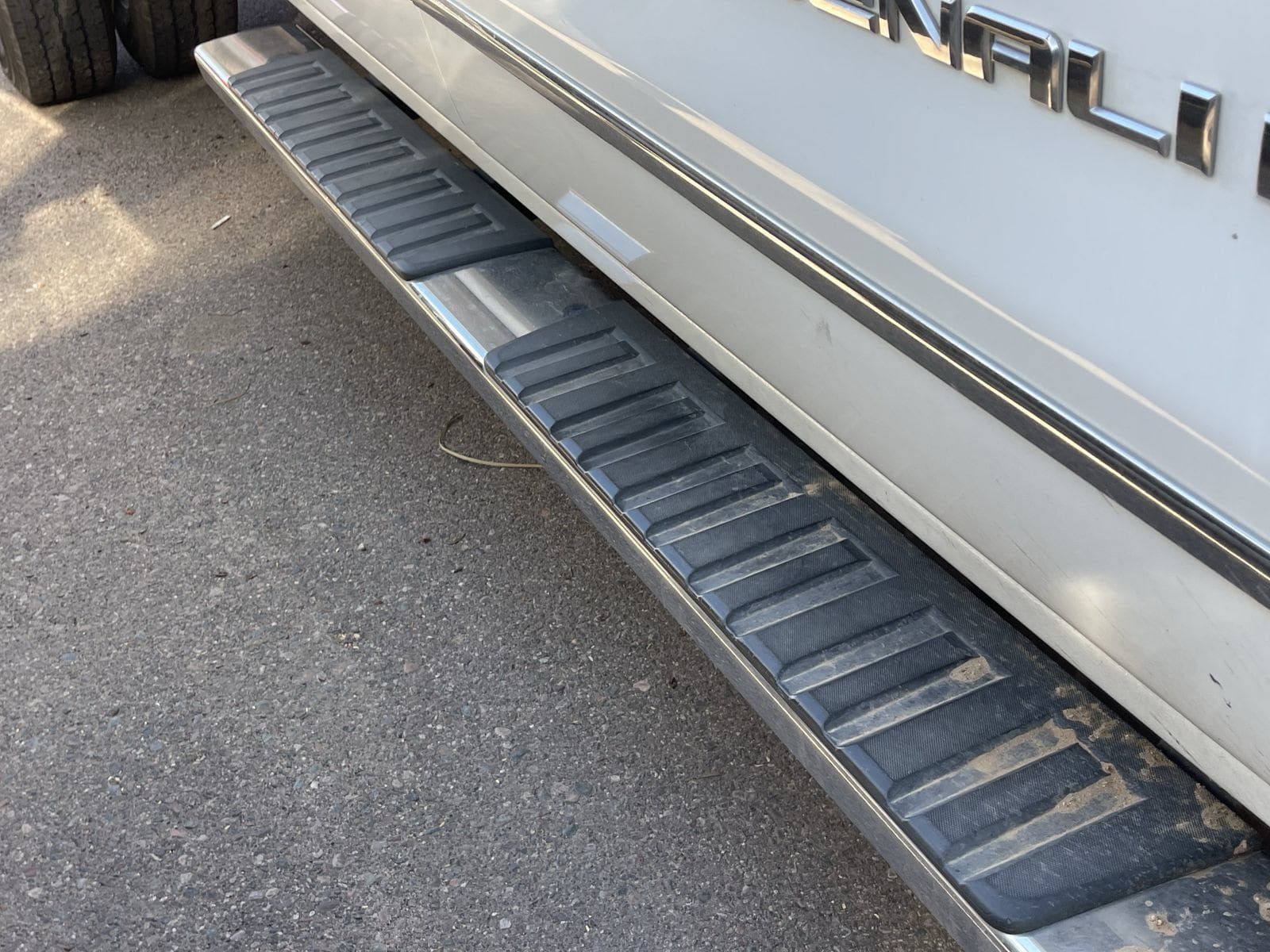 Used 2017 GMC Sierra 3500 Denali w/ Duramax Plus Package AWD/4WD image 5