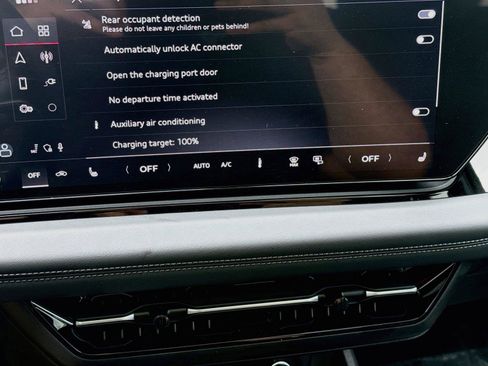 Used 2025 Audi A6 e-tron Premium Plus w/ Premium Plus RWD image 14