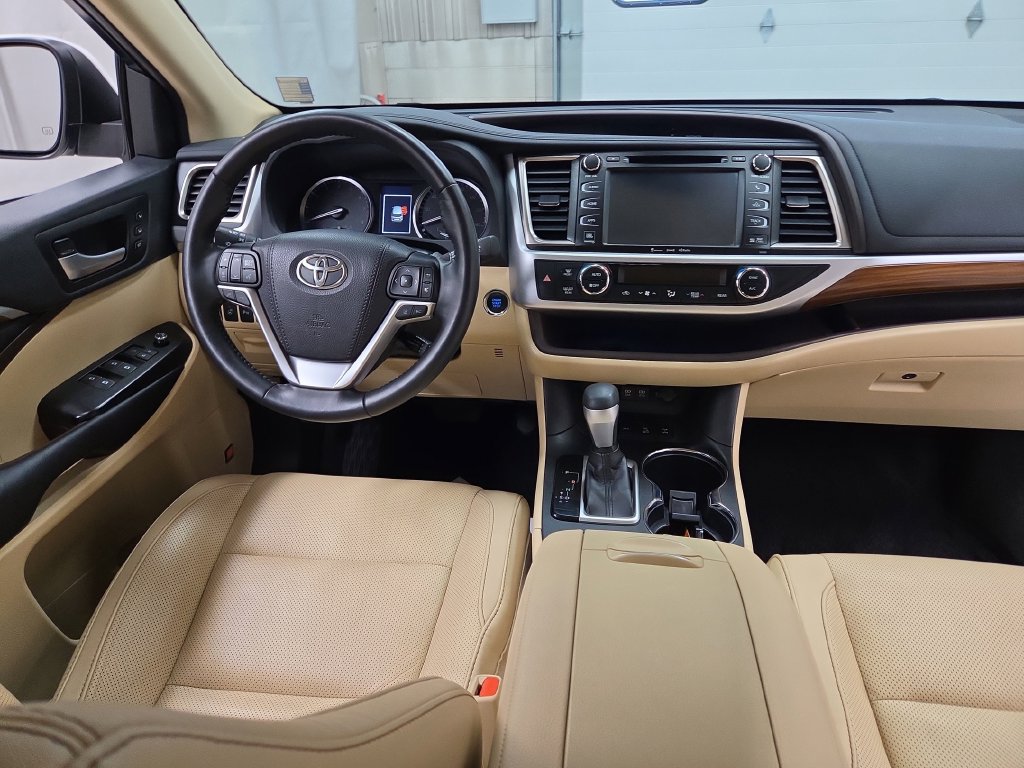 Used 2019 Toyota Highlander Limited Platinum w/ Protection Package #3 AWD/4WD image 14