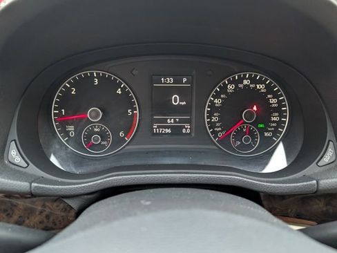 Used 2014 Volkswagen Passat TDI SEL Premium image 29