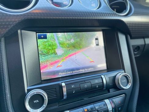 Used 2019 Ford Mustang GT Premium w/ GT Performance Package RWD image 16