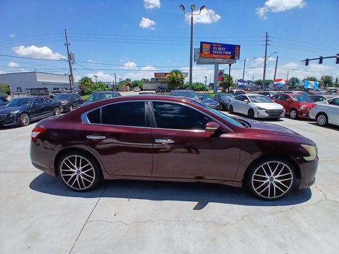 Used 2011 Nissan Maxima 3.5 SV FWD image 4