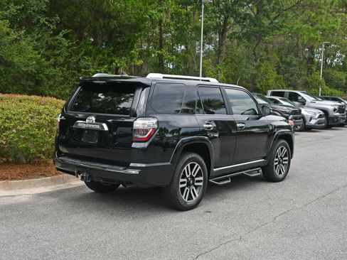 Used 2019 Toyota 4Runner Limited AWD/4WD image 4