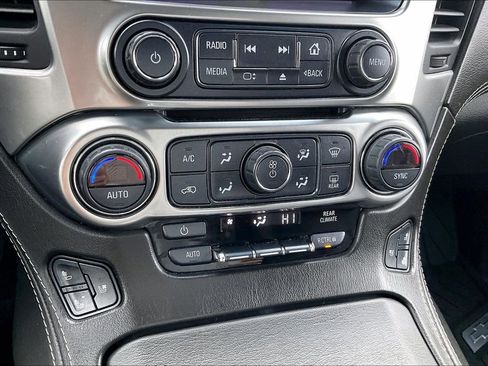 Used 2020 Chevrolet Tahoe Premier w/ Premier 6.2L Value Package image 32