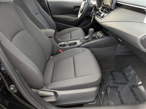 Certified 2025 Toyota Corolla LE image 20