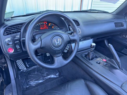 Used 2006 Honda S2000 image 13
