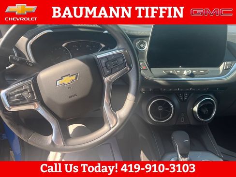 Used 2024 Chevrolet Blazer LT w/ Convenience Package FWD image 12