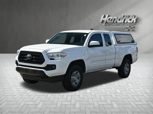 Used 2021 Toyota Tacoma SR w/ SR Convenience Package RWD image 5