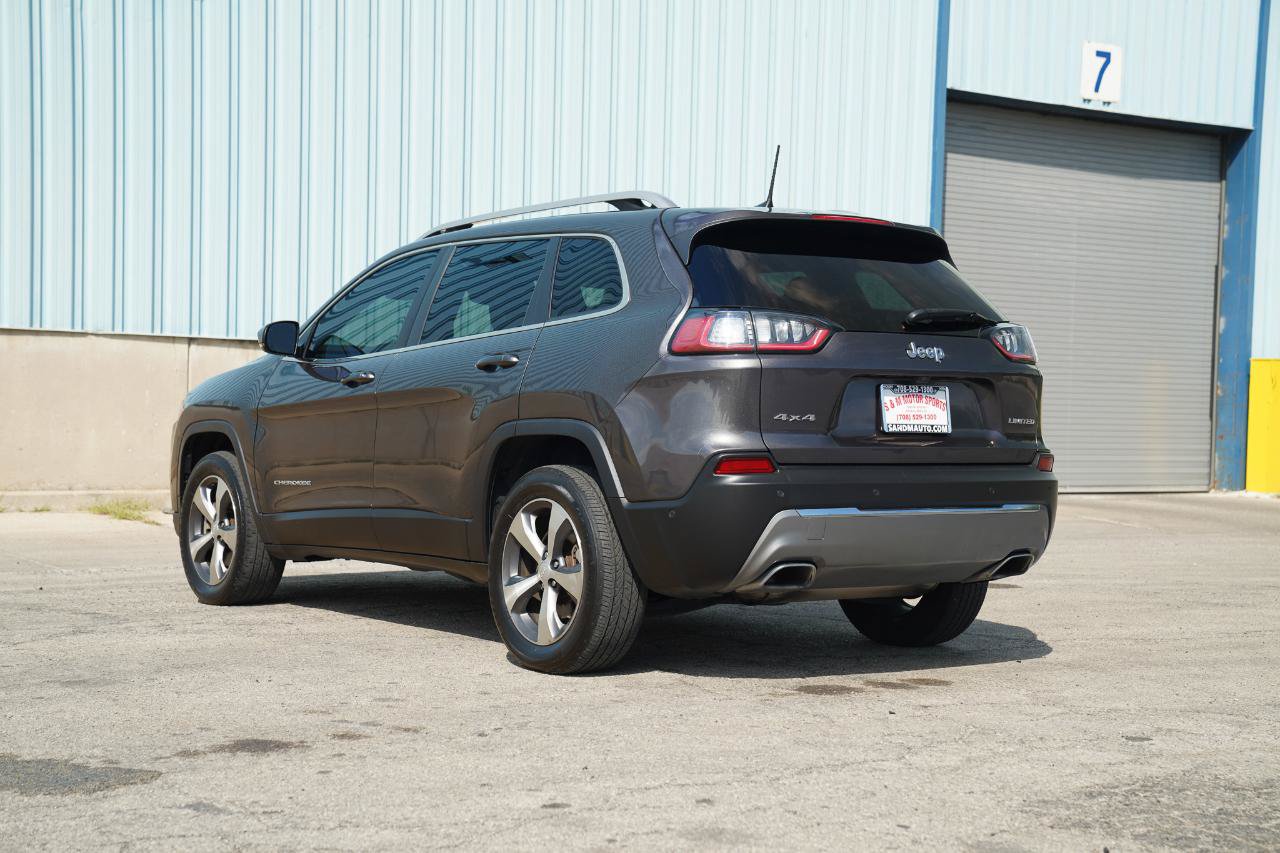 Used 2021 Jeep Cherokee Limited w/ Elite Package AWD/4WD image 16