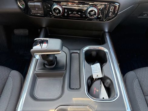 Used 2025 GMC Sierra 1500 Elevation AWD/4WD image 11