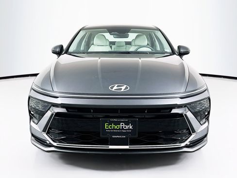 Used 2025 Hyundai Sonata SEL FWD image 2