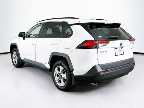 Used 2020 Toyota RAV4 XLE w/ All Weather Liner Package AWD/4WD image 5
