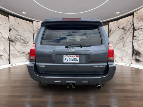 Used 2006 Toyota 4Runner Limited AWD/4WD image 7