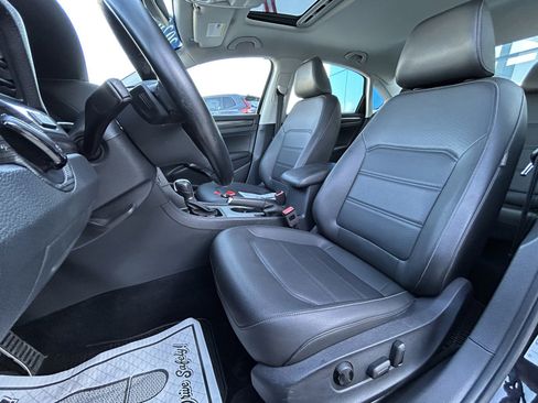 Used 2020 Volkswagen Passat 2.0T R-Line image 12