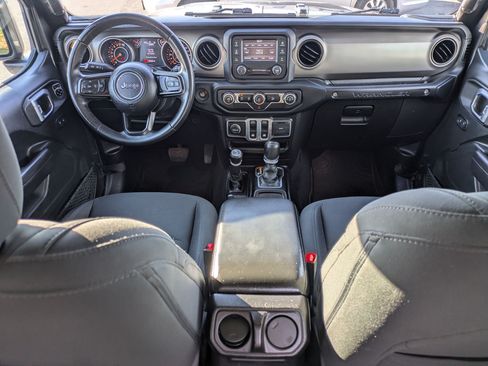 Used 2018 Jeep Wrangler Sport AWD/4WD image 28